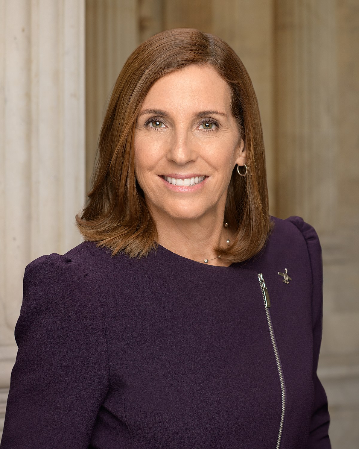 How tall is Martha McSally?